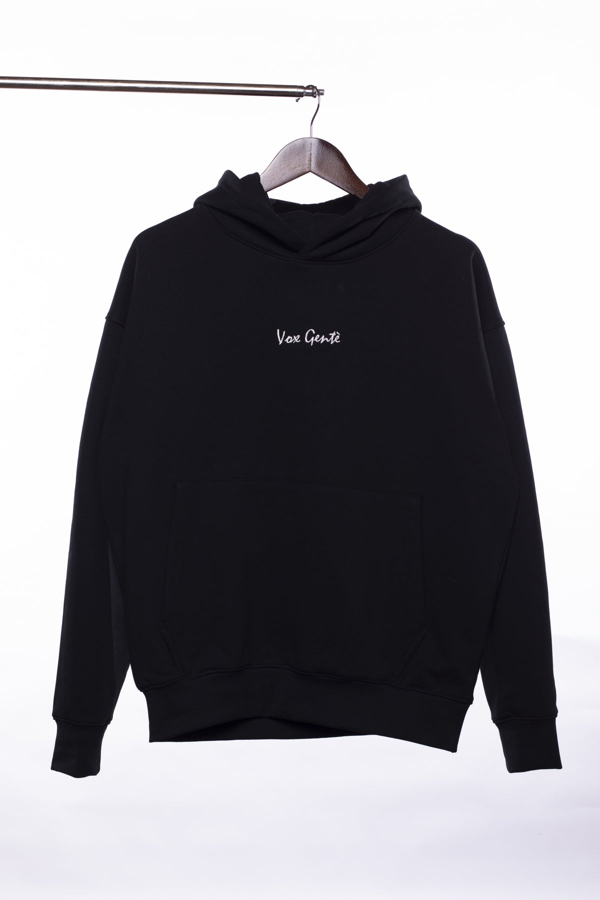 Zaytoun Hoodie: black hoodie with an embroidered olive tree, flag-coloured trunk and birds in flight (view 2)